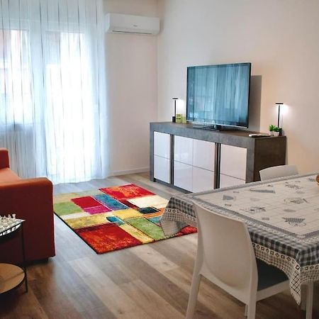 10Min From Center, 3 Bedroom Apartment With Balcony Тренто Экстерьер фото