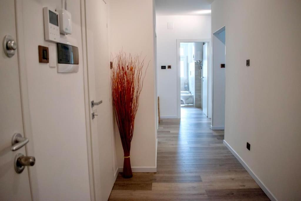 10Min From Center, 3 Bedroom Apartment With Balcony Тренто Экстерьер фото