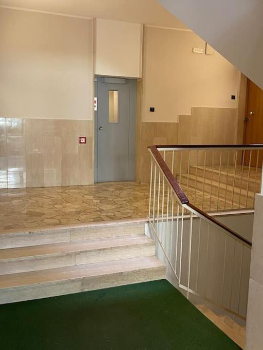 10Min From Center, 3 Bedroom Apartment With Balcony Тренто Экстерьер фото